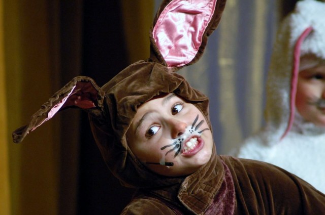 velveteen-rabbit-salinas-ariel-theatrical